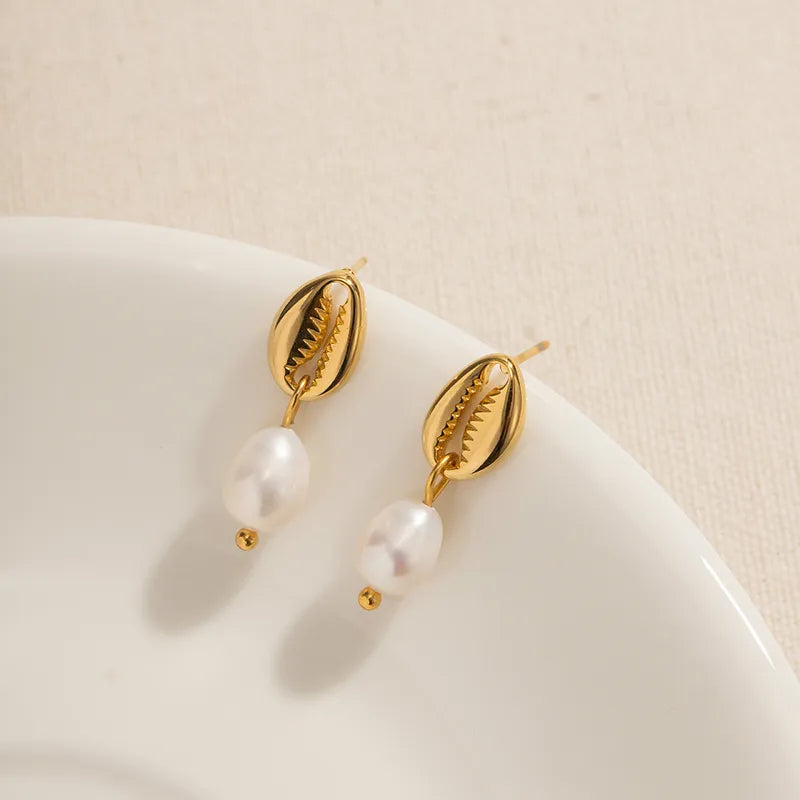 Aretes Pear Shell