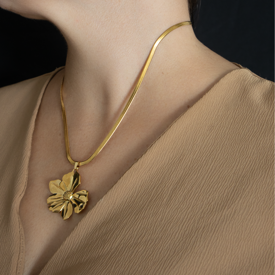Collar Flora